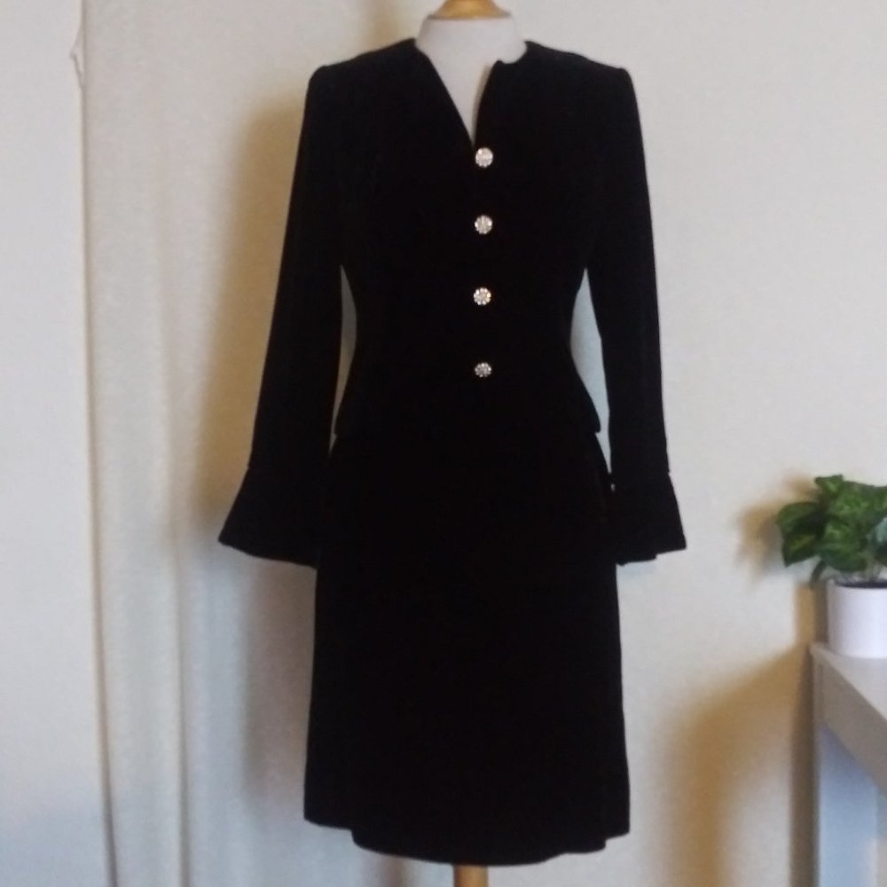 Bloomingdale's Skirt and Blazer Outfit